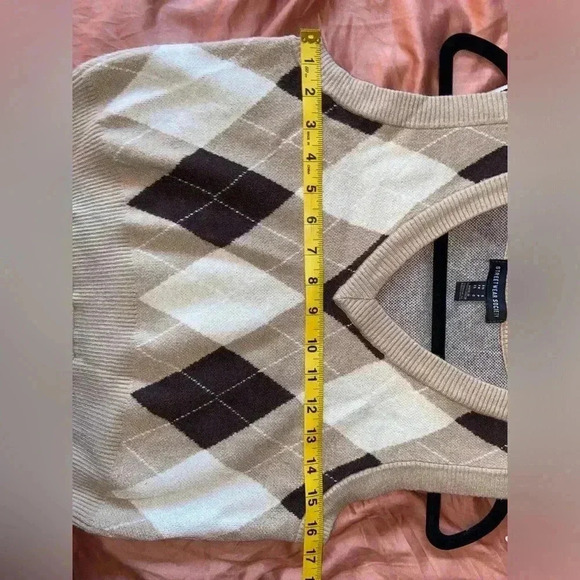 Streetwear Society Women’s Small Cropped Sweater Vest - Picture 4 of 5